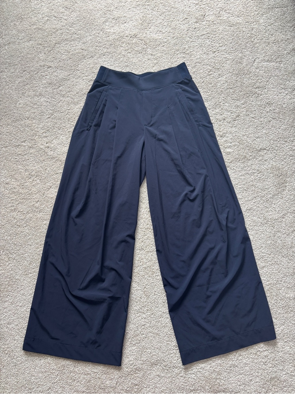 Athleta Brooklyn Heights High Rise Pleated Wide Leg Pant Navy Size 0 - Picture 3 of 11